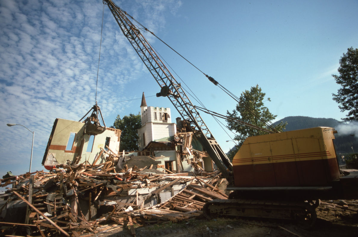 Memorial Presbyterian Church of Juneau being destroyed.